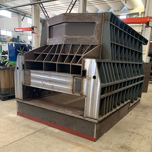  Container shear machine