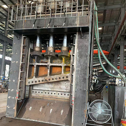 Gantry shear machine