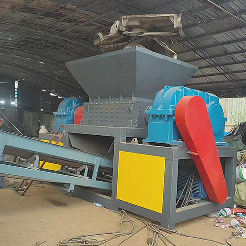 Pre shredder machine